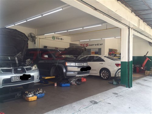 Car Engine Servicing