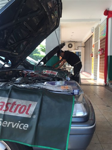 Car Engine Servicing